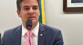 PL de Ismael Alexandrino impõe regras rígidas para conteúdo infantil